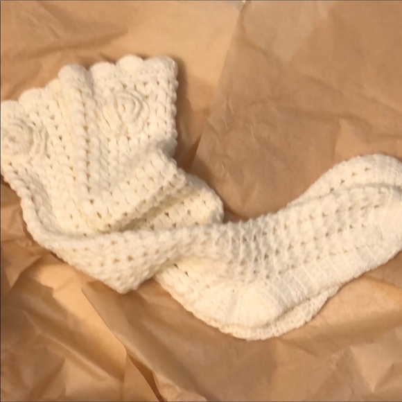 Hand Knitted Long Sweater Socks w/Flower Sz 6-10 - Picture 1 of 4